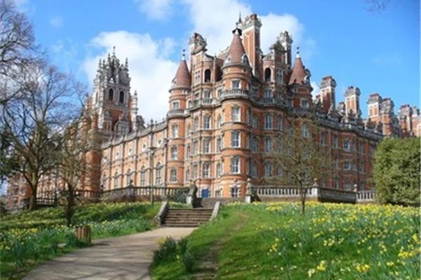 英国留学哪个学校比较好(澳洲留学和英国留学哪个好)