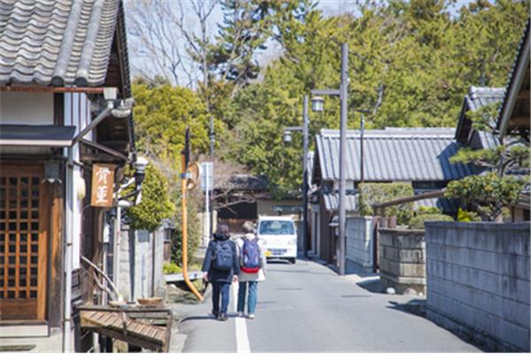 日本出国定居需要什么条件(日本留学需要什么手续?)