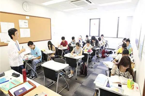 大学赴日留学条件(大学申请赴日留学条件)