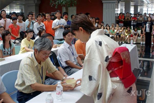 日本长崎短期大学,日本短期大学是什么?