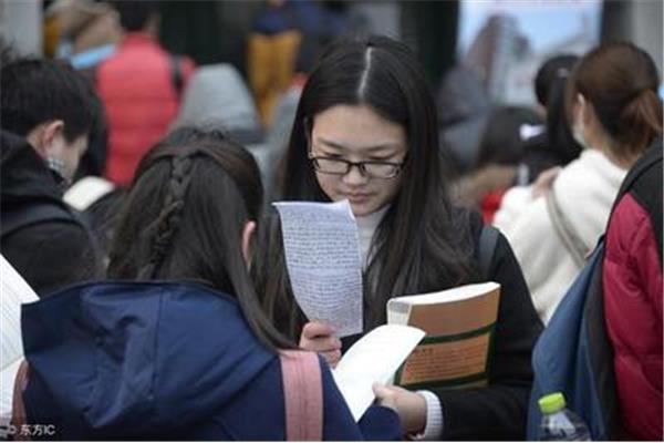 在职研究生复试考什么,兼职研究生复试考什么