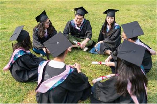 香港大学怎么样,澳门大学怎么样