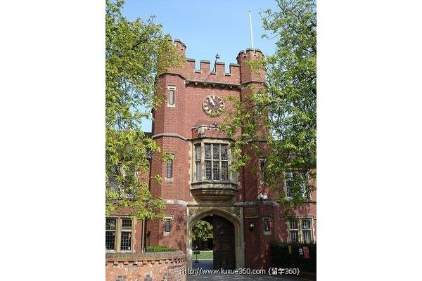 英国雷丁大学在哪里?雷丁大学相当于中国的什么大学?