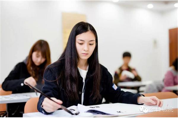 高中生赴日留学条件,申请日本研究生的条件和费用