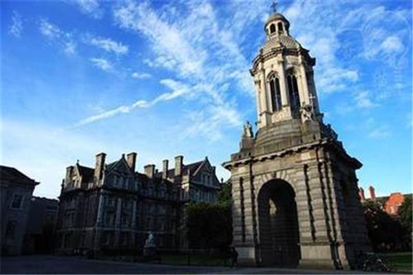 伦敦艺术大学2021年申请英国留学需要什么条件?