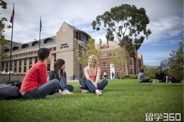 澳洲留学需要多少年,澳洲研究生留学需要多少年?