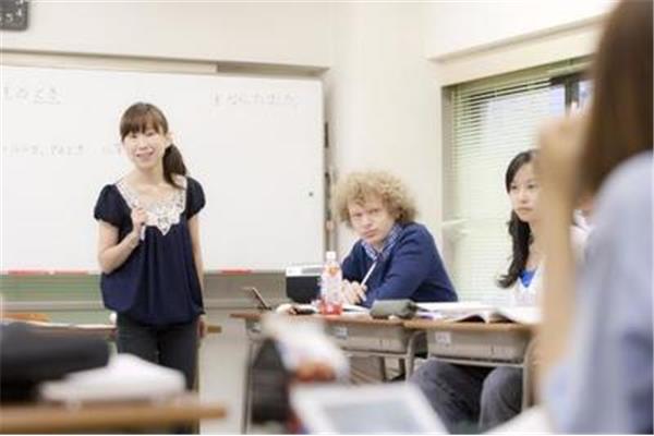 初中毕业后去日本留学的条件,高中起去日本留学的条件和要求